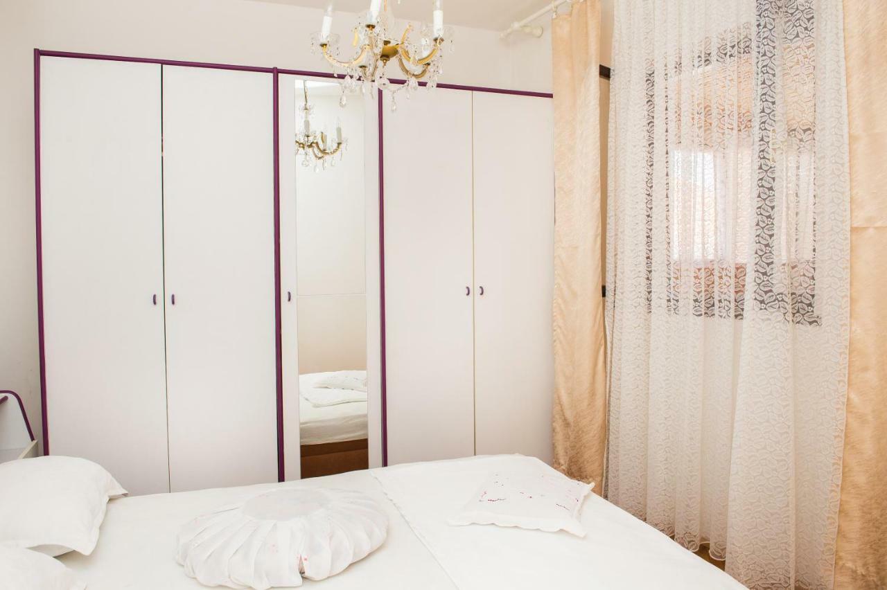 Tanaja Apartment